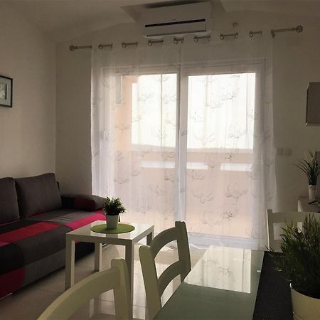 Apartmani Orhideja Раб Экстерьер фото