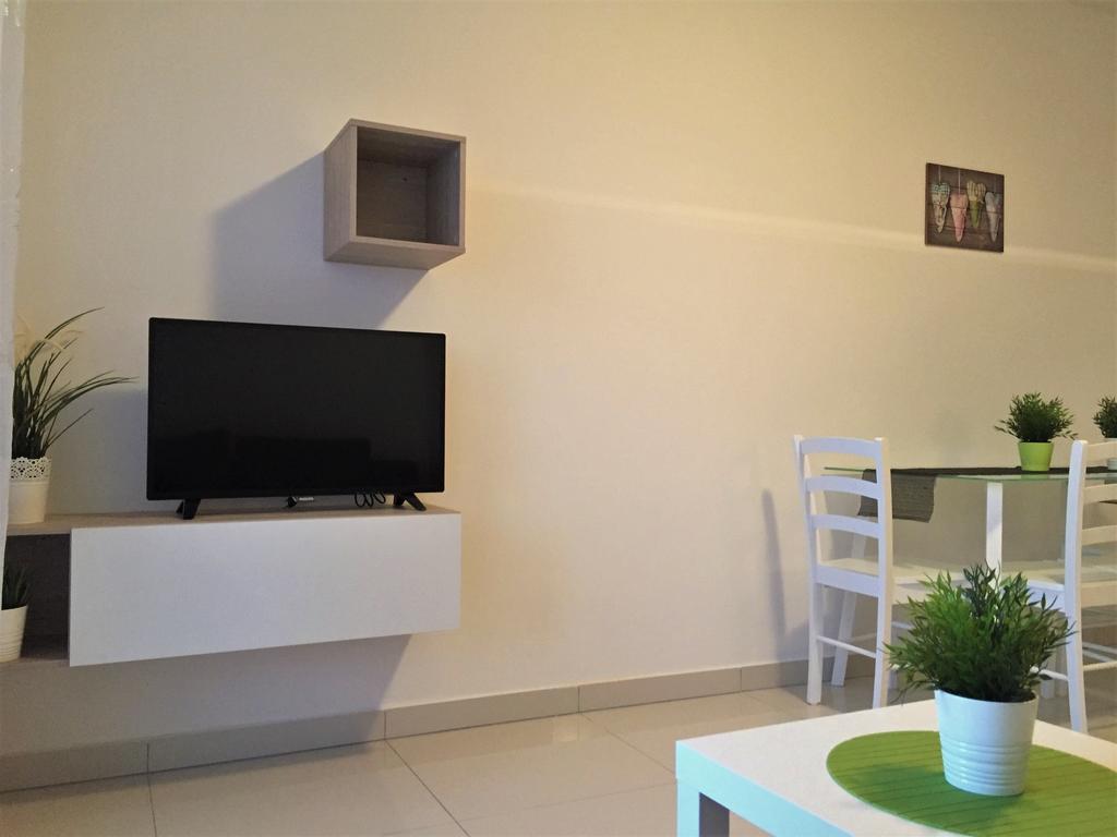 Apartmani Orhideja Раб Экстерьер фото